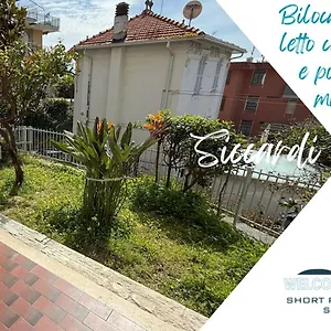 Wh - Siccardi In Zona Residenziale Con Posto Auto , San Remo Italie
